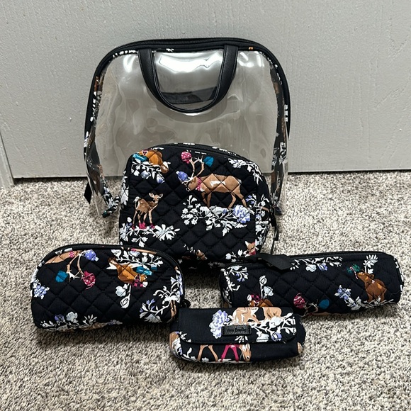 Vera Bradley Cosmetic Bags- Perrotti's Country Barn - Picture 2 of 10